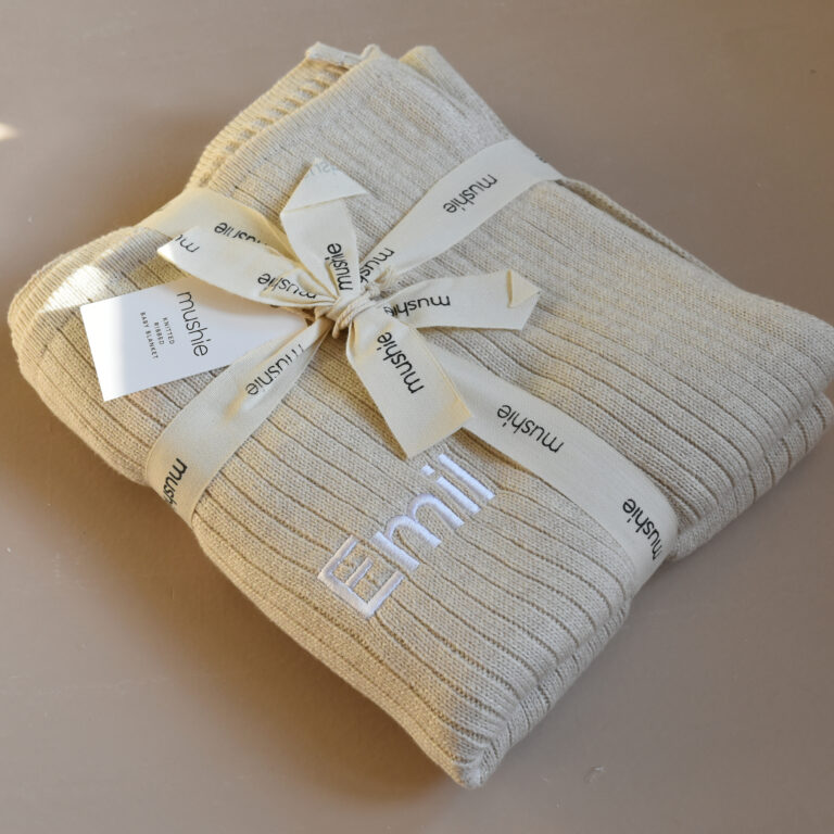 Mushie økologisk babyteppe med navn