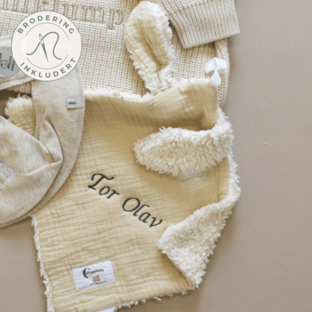 Økologisk koseklut med navn | Bomull