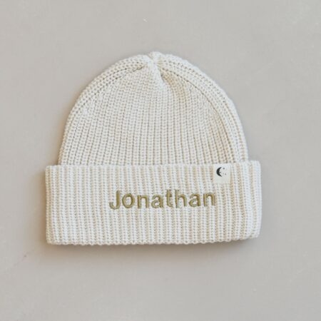 Økologisk lue med navn | strikket lue