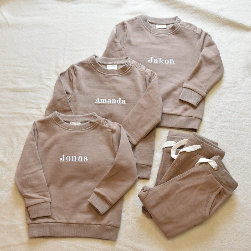 Minymo joggedress med navn - Bilde 5