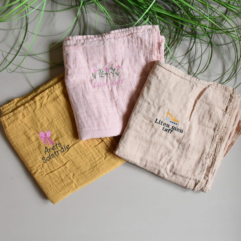 Swaddle babyteppe med navn