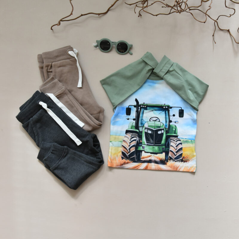 Minymo Traktorgenser med navn | Hedge green - Bilde 3
