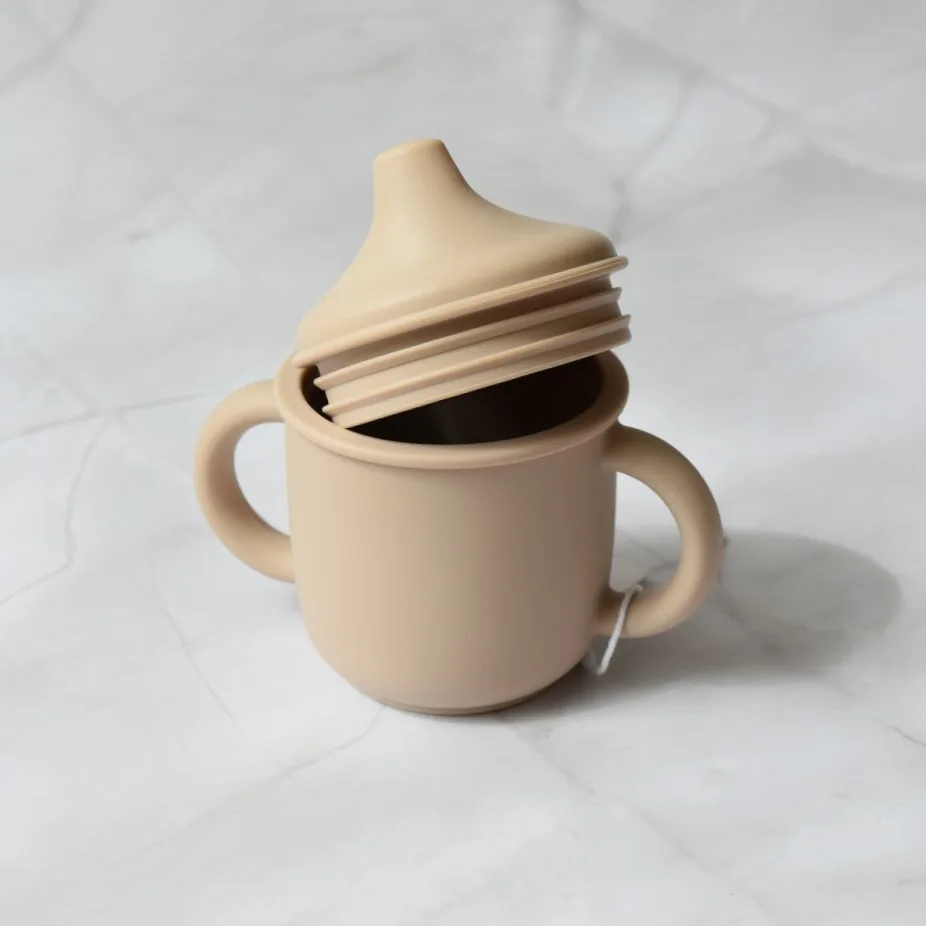 lekkasjefri kopp for baby og barn